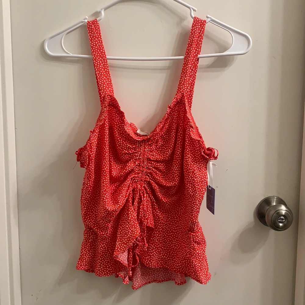 Cute red top